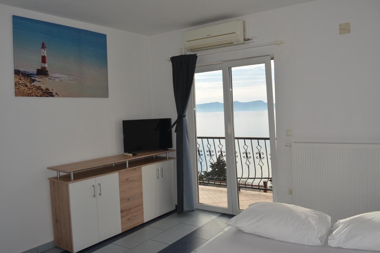 Apartments & Room Madi Senj  Eksteriør bilde